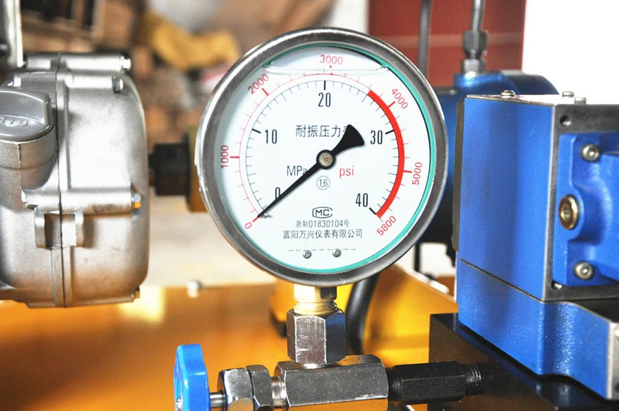 本田汽油機，野外作業機動泵液壓站